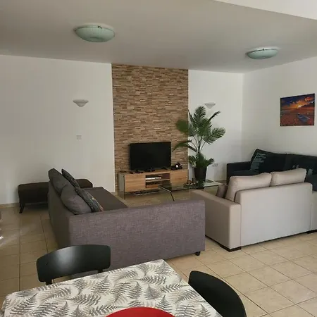 Βίλα Villa Liberta