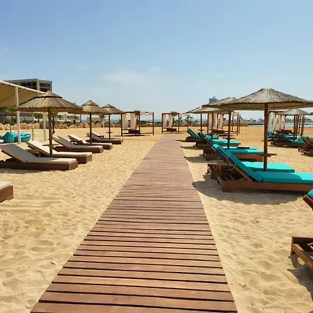 格拉西亚别墅 别墅 *