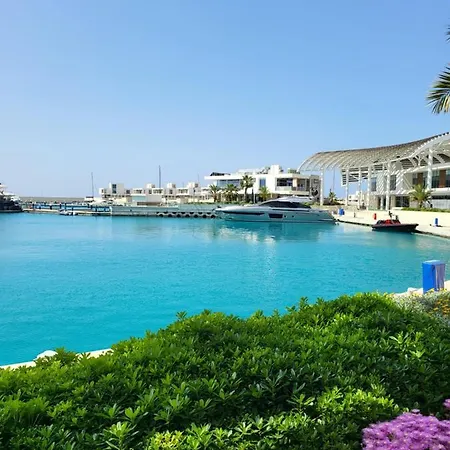 格拉西亚别墅 *